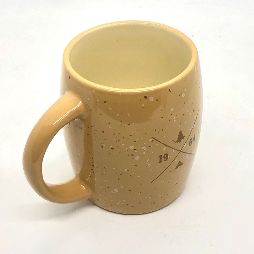 Tim Hortons 2016 Canada Goose Limited Edition Ceramic Mug - Picture 3 of 9